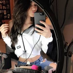 Meet your Posher, Kinley